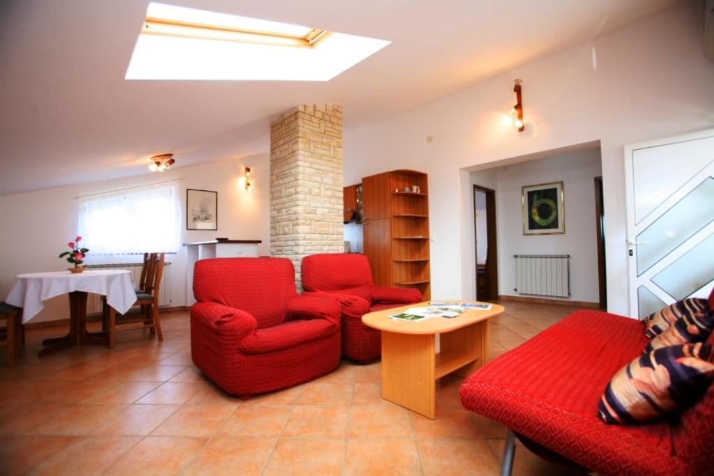 Apartments Villa Oliva Peroj Camera foto